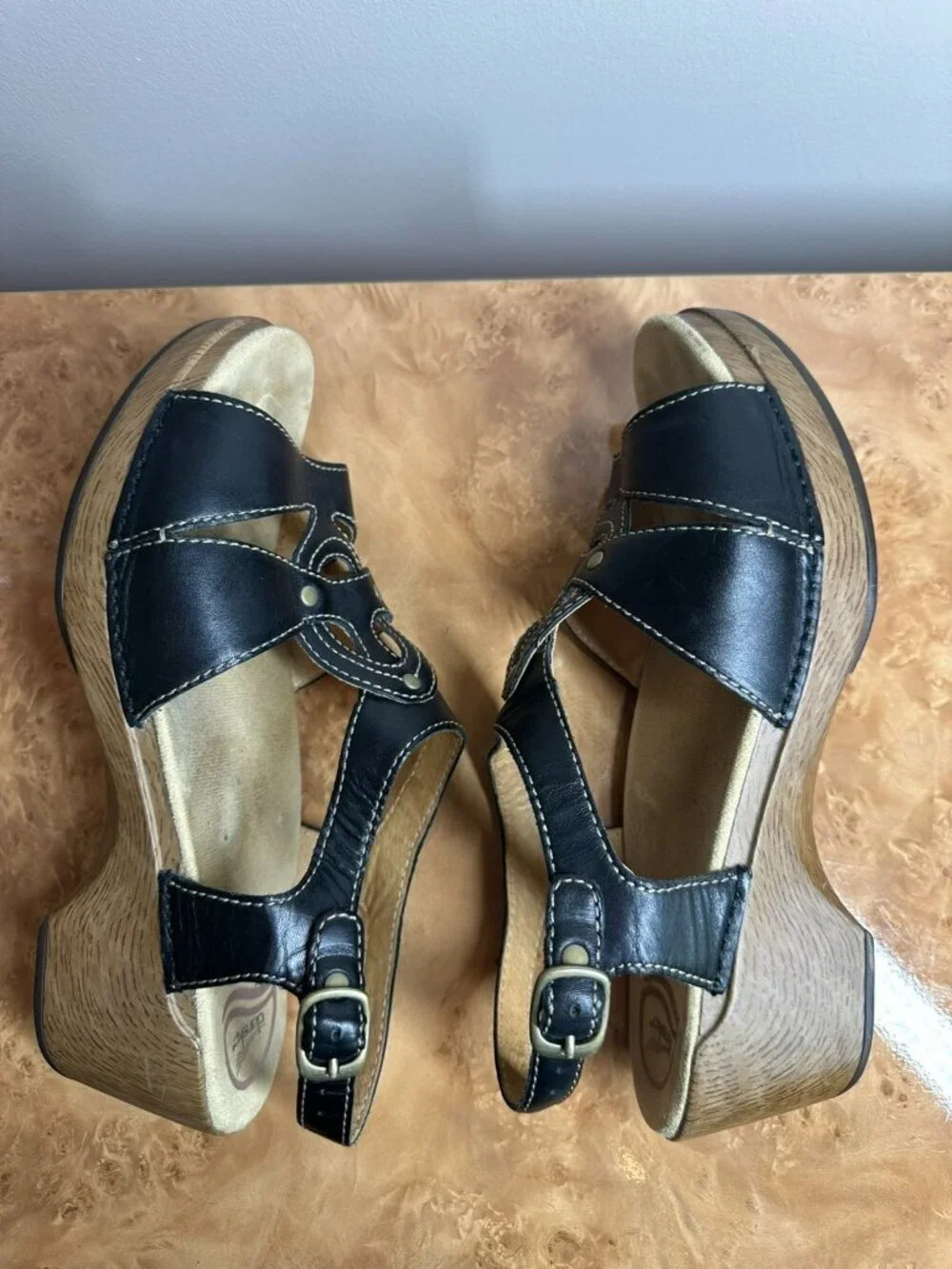 Dansko Black Leather Comfort Wedge Sandals Size 42 US 11-11.5